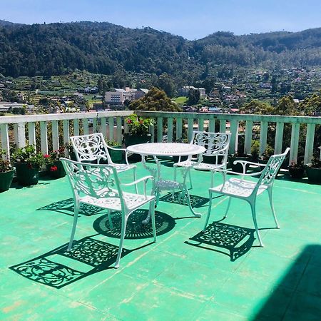 Hikers Inn ヌワラ・エリヤ エクステリア 写真